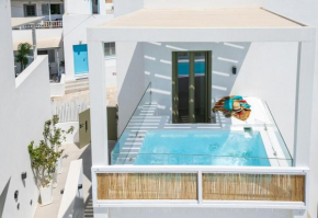 Naousa Paros Joelia Suite B private jacuzzi